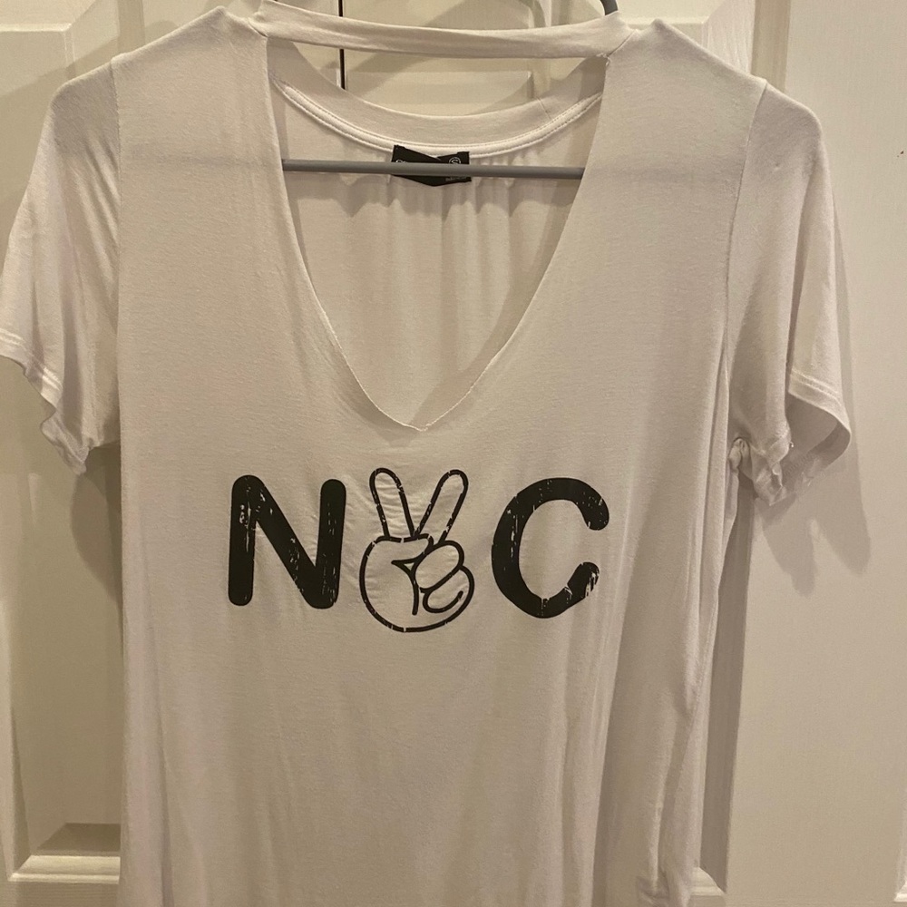 Low Cut T-Shirt